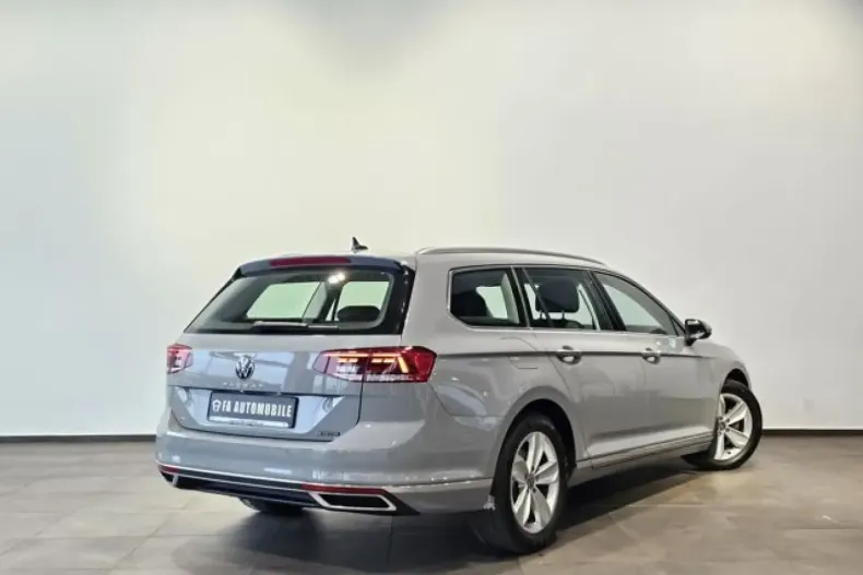 Volkswagen Passat din 2024 cu 31.830 km - oferta VOL119937 - foto 7