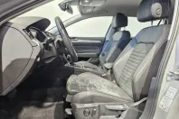 Volkswagen Passat din 2024 cu 31.830 km - oferta VOL119937 - foto 10