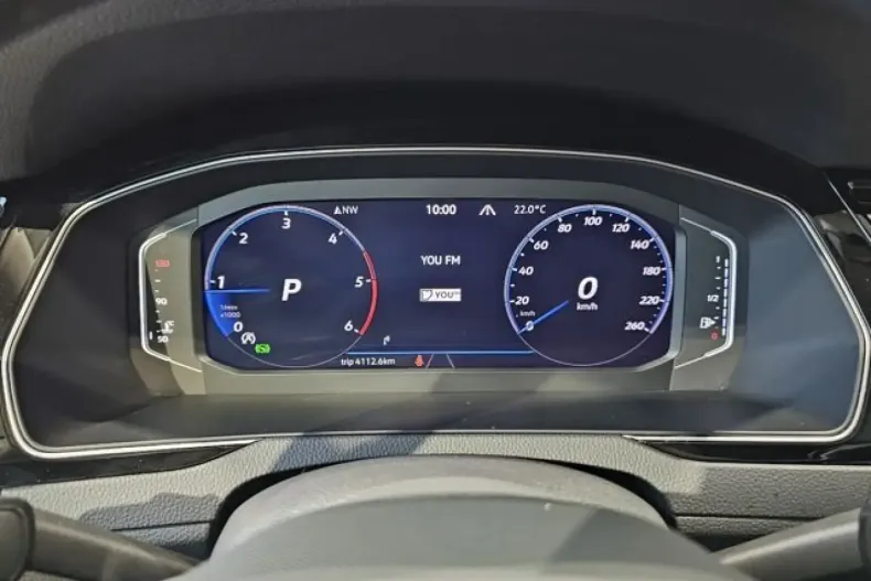 Volkswagen Passat din 2024 cu 31.830 km - oferta VOL119937 - foto 20