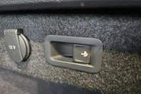 Volkswagen Passat din 2024 cu 31.830 km - oferta VOL119937 - foto 24