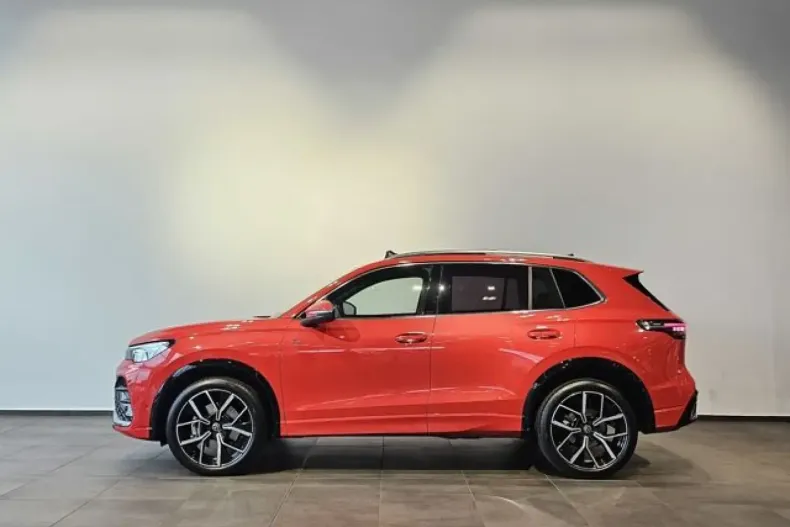 Volkswagen Tiguan din 2024 cu 15.300 km - oferta VOL119938 - foto 6