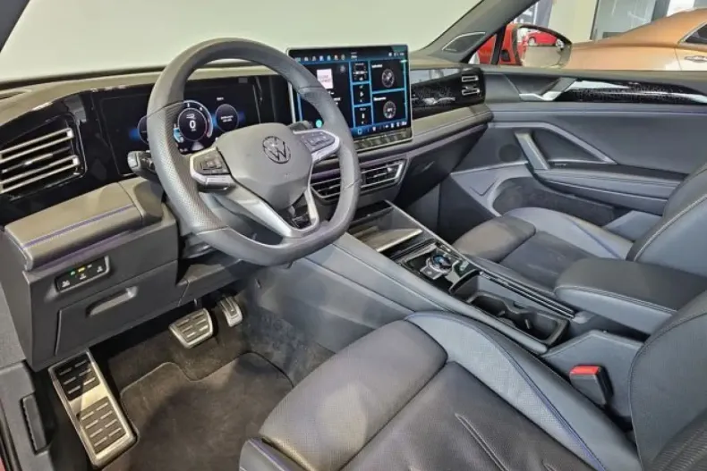 Volkswagen Tiguan din 2024 cu 15.300 km - oferta VOL119938 - foto 13