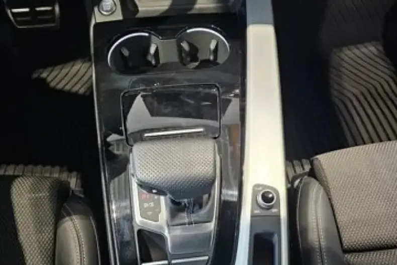 Audi A4 din 2023 cu 43.000 km - oferta AUD119943 - foto 17