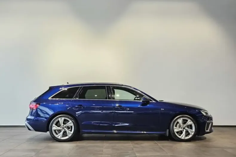 Audi A4 din 2023 cu 42.740 km - oferta AUD119944 - foto 5
