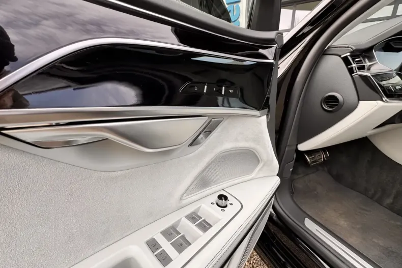 Audi A8 din 2021 cu 95.000 km - oferta AUD119951 - foto 20