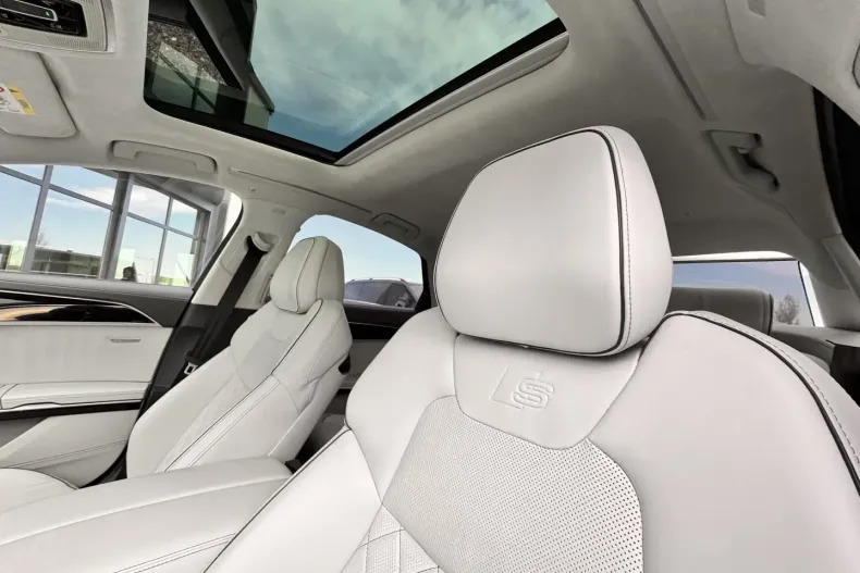 Audi A8 din 2021 cu 95.000 km - oferta AUD119951 - foto 24