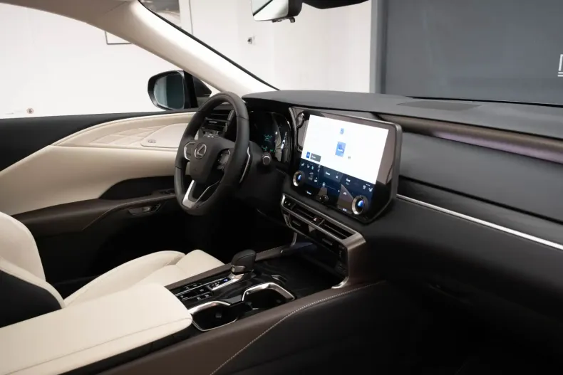 Lexus RX 450 din 2025 cu 8 km - oferta LEX119952 - foto 10