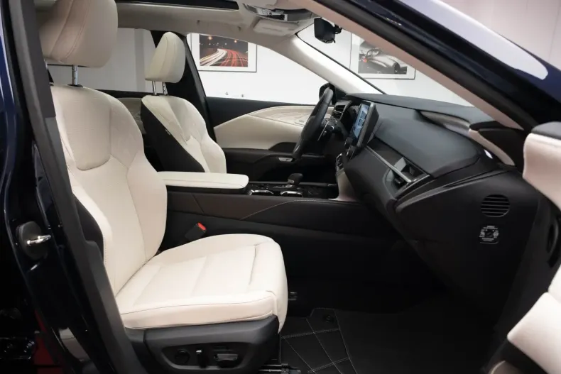 Lexus RX 450 din 2025 cu 8 km - oferta LEX119952 - foto 12