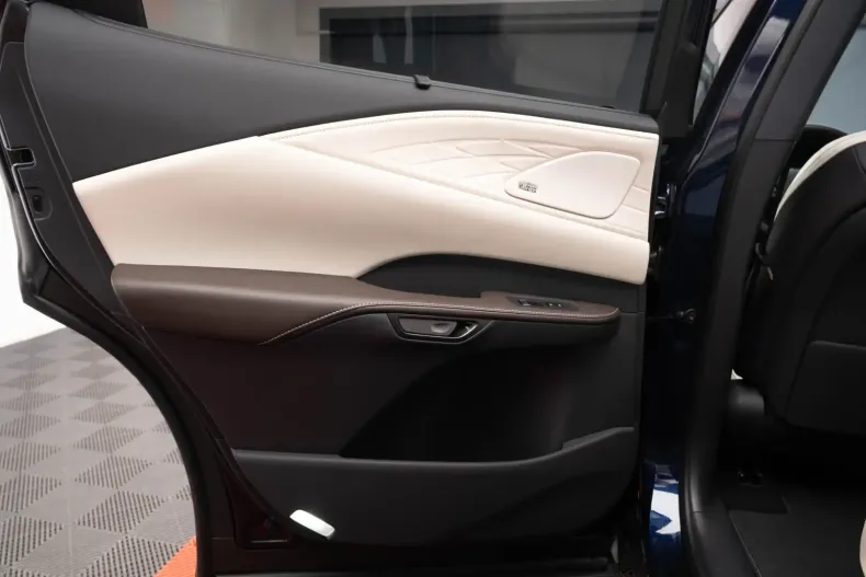 Lexus RX 450 din 2025 cu 8 km - oferta LEX119952 - foto 36