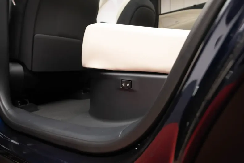 Lexus RX 450 din 2025 cu 8 km - oferta LEX119952 - foto 37