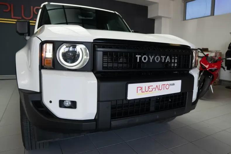 Toyota Land Cruiser din 2024 cu 10.500 km - oferta TOY119955 - foto 3