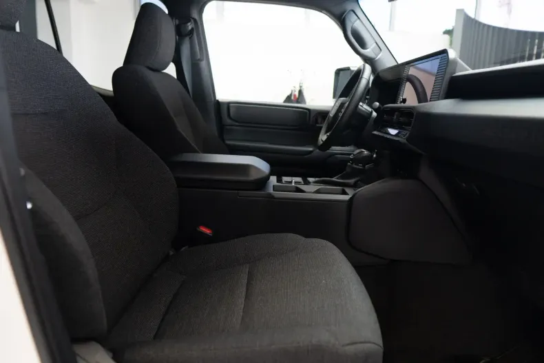 Toyota Land Cruiser din 2024 cu 10.500 km - oferta TOY119955 - foto 18