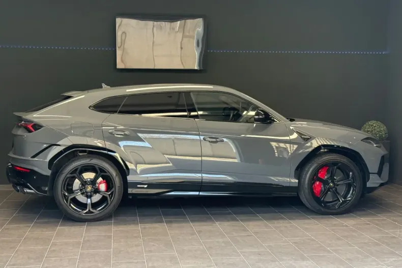 Lamborghini Urus din 2022 cu 18.600 km - oferta LAM119956 - foto 5