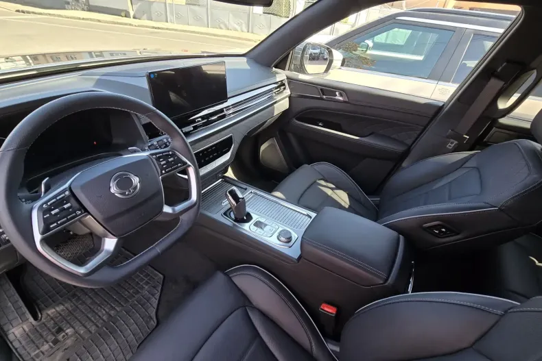 Ssangyong REXTON din 2025 cu 200 km - oferta SSA119960 - foto 9