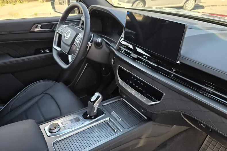 Ssangyong REXTON din 2025 cu 200 km - oferta SSA119960 - foto 15