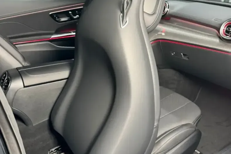 Mercedes-Benz CLE 300 din 2025 cu 25 km - oferta MER119965 - foto 16