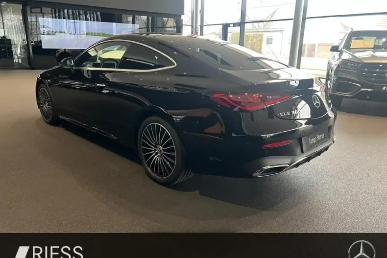 Mercedes-Benz CLE 300 din 2023 cu 6.600 km - oferta MER119966 - foto 6