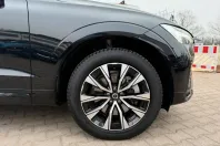 Volvo XC60 din 2022 cu 26.750 km - oferta VOL119969 - foto 4