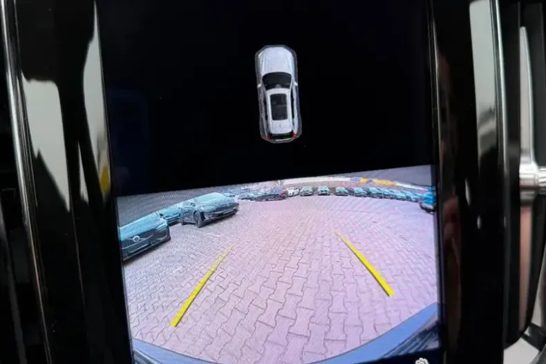 Volvo XC60 din 2022 cu 26.750 km - oferta VOL119969 - foto 18