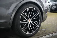 Porsche Cayenne din 2024 cu 12.000 km - oferta POR119971 - foto 13