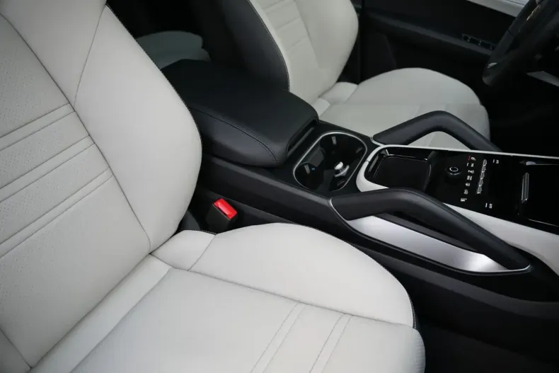 Porsche Cayenne din 2024 cu 12.000 km - oferta POR119971 - foto 25