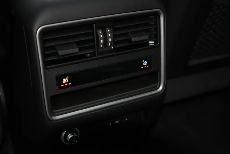 Porsche Cayenne din 2024 cu 12.000 km - oferta POR119971 - foto 28