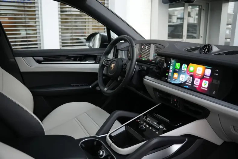 Porsche Cayenne din 2024 cu 12.000 km - oferta POR119971 - foto 31