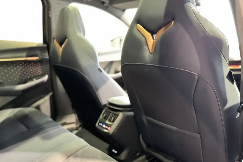 Cupra Tavascan din 2025 cu 2.950 km - oferta CUP119975 - foto 12