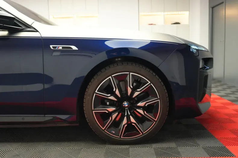 BMW i7 din 2024 cu 6.500 km - oferta BMW119977 - foto 18