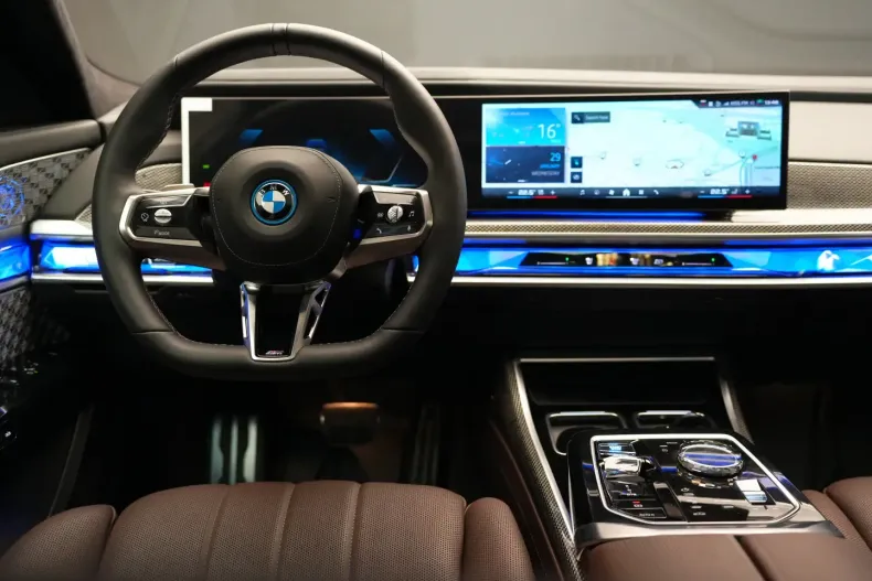 BMW i7 din 2024 cu 6.500 km - oferta BMW119977 - foto 28