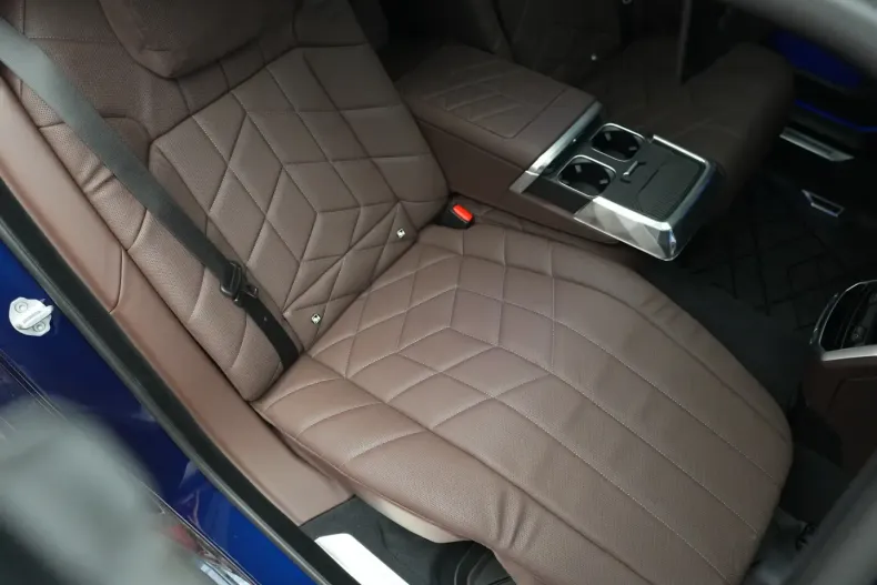 BMW i7 din 2024 cu 6.500 km - oferta BMW119977 - foto 36