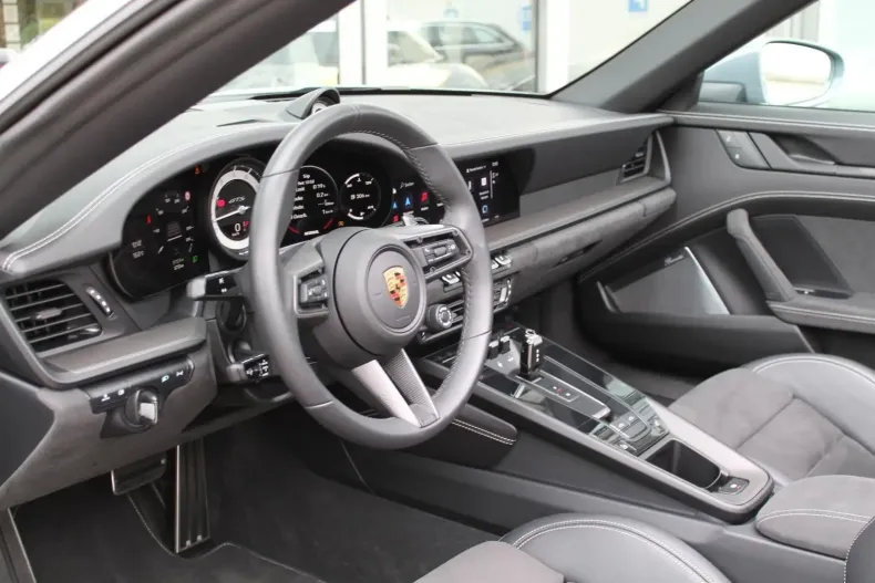 Porsche 911 din 2023 cu 5.773 km - oferta POR119979 - foto 9