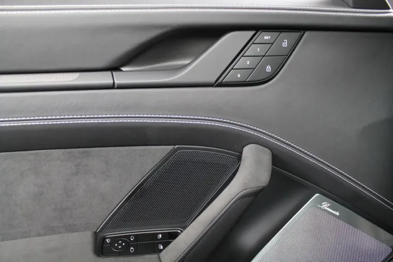 Porsche 911 din 2023 cu 5.773 km - oferta POR119979 - foto 17