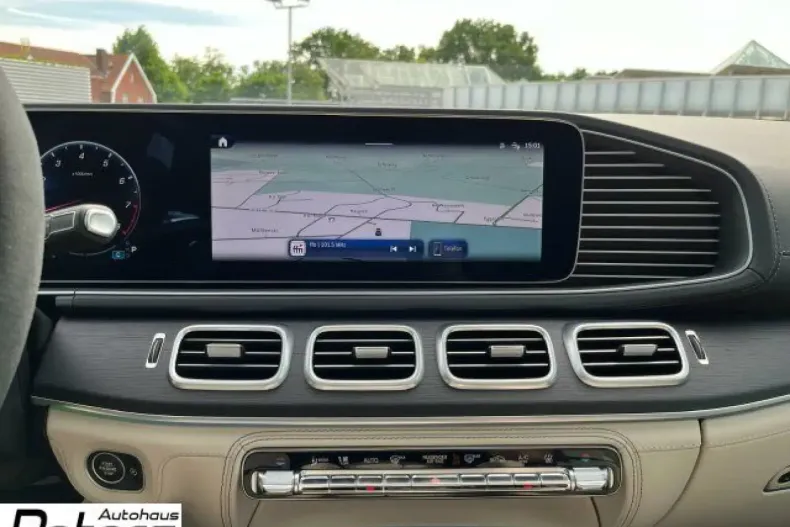 Mercedes-Benz GLE 63 AMG din 2024 cu 18.050 km - oferta MER119980 - foto 12