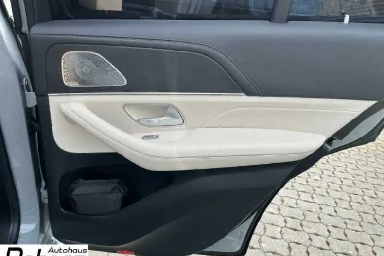Mercedes-Benz GLE 63 AMG din 2024 cu 18.050 km - oferta MER119980 - foto 20