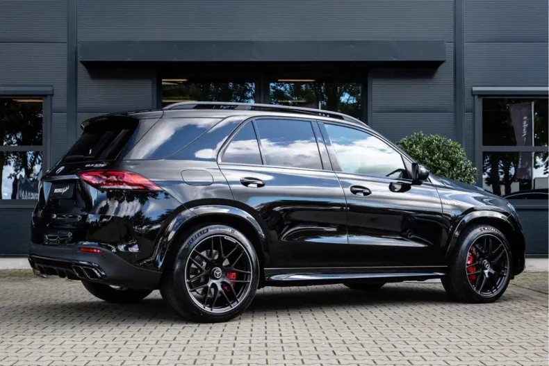 Mercedes-Benz GLE 63 AMG din 2022 cu 9.980 km - oferta MER119984 - foto 11