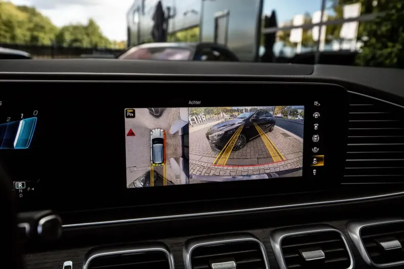 Mercedes-Benz GLE 63 AMG din 2022 cu 9.980 km - oferta MER119984 - foto 18