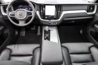 Volvo XC60 din 2023 cu 18.605 km - oferta VOL119985 - foto 5