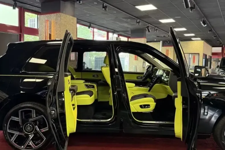 Rolls-Royce Cullinan din 2025 cu 50 km - oferta ROL119993 - foto 11