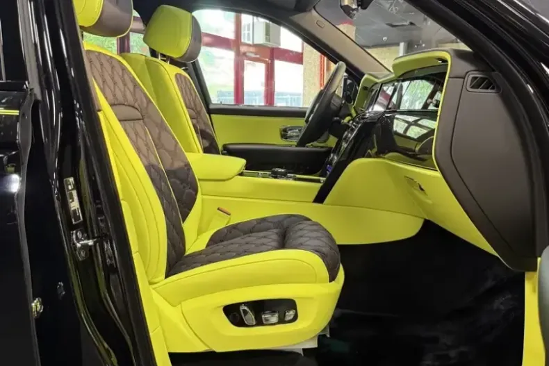 Rolls-Royce Cullinan din 2025 cu 50 km - oferta ROL119993 - foto 13