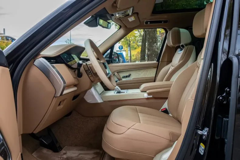 Land Rover Range Rover din 2025 cu 0 km - oferta LAN119995 - foto 8