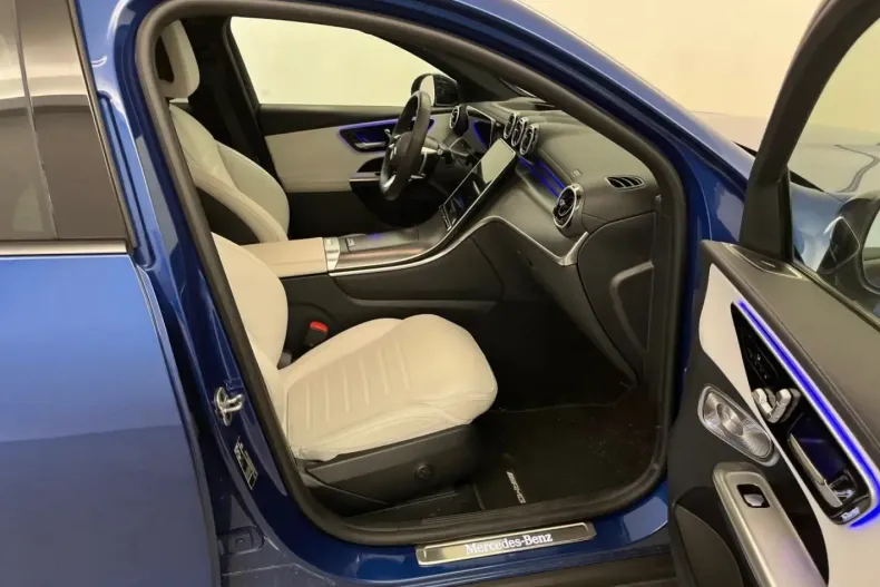 Mercedes-Benz GLC 220 din 2024 cu 16.835 km - oferta MER120000 - foto 8