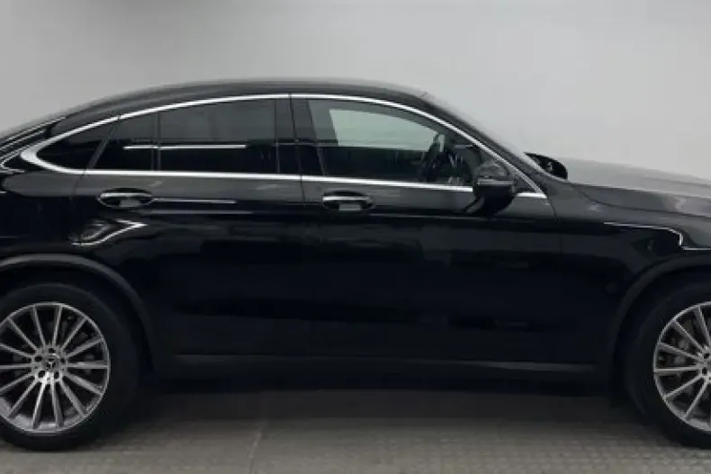 Mercedes-Benz GLC 400 din 2022 cu 47.832 km - oferta MER120002 - foto 5