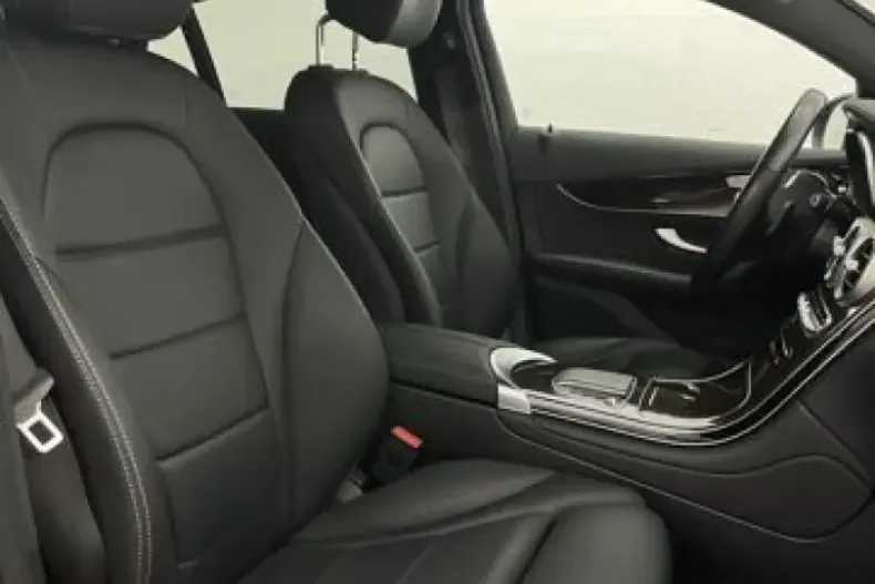 Mercedes-Benz GLC 400 din 2022 cu 47.832 km - oferta MER120002 - foto 8