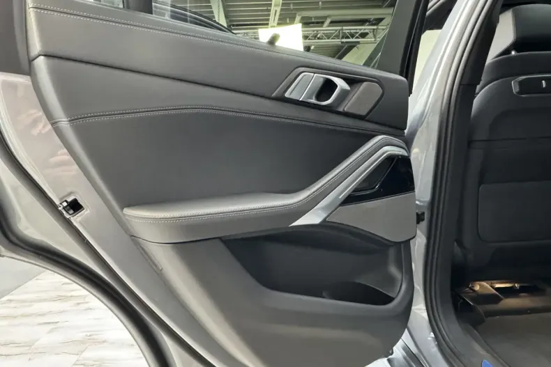 BMW X6 din 2024 cu 7.916 km - oferta BMW120009 - foto 18