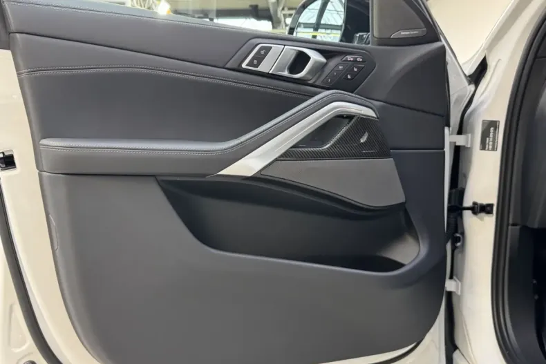 BMW X6 din 2024 cu 8.332 km - oferta BMW120010 - foto 14