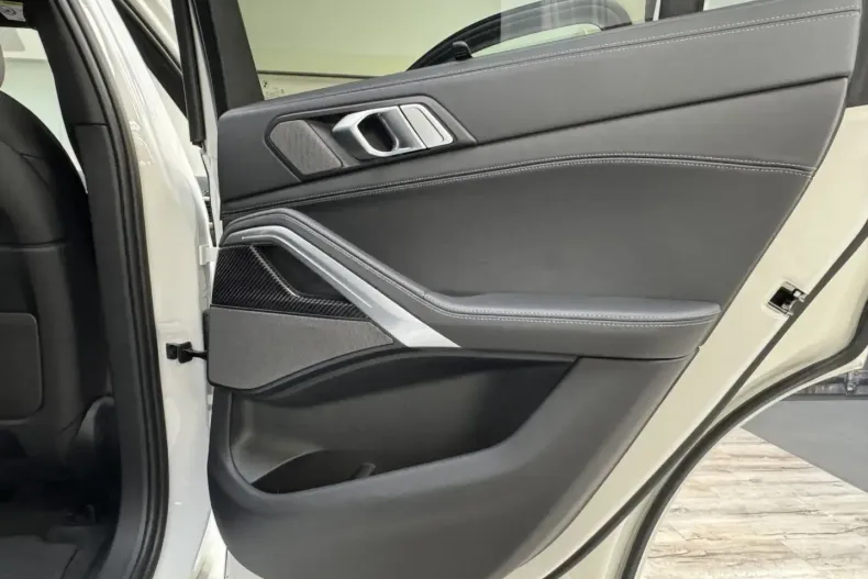 BMW X6 din 2024 cu 8.332 km - oferta BMW120010 - foto 26