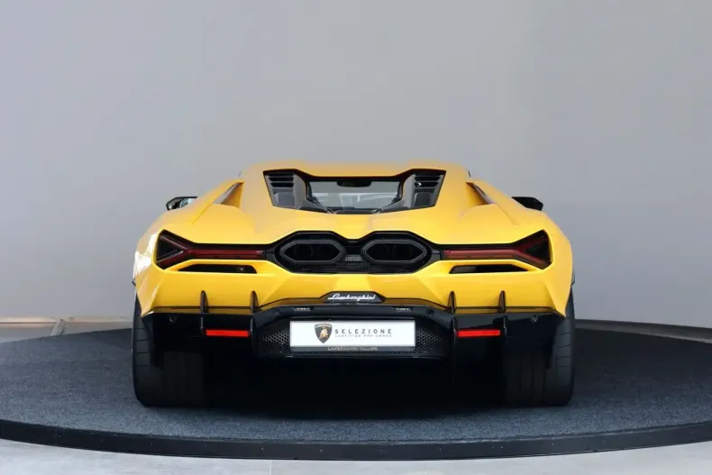 Lamborghini Revuelto din 2024 cu 5.574 km - oferta LAM120011 - foto 4