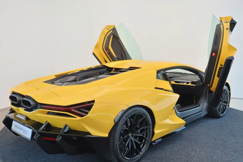 Lamborghini Revuelto din 2024 cu 5.574 km - oferta LAM120011 - foto 8