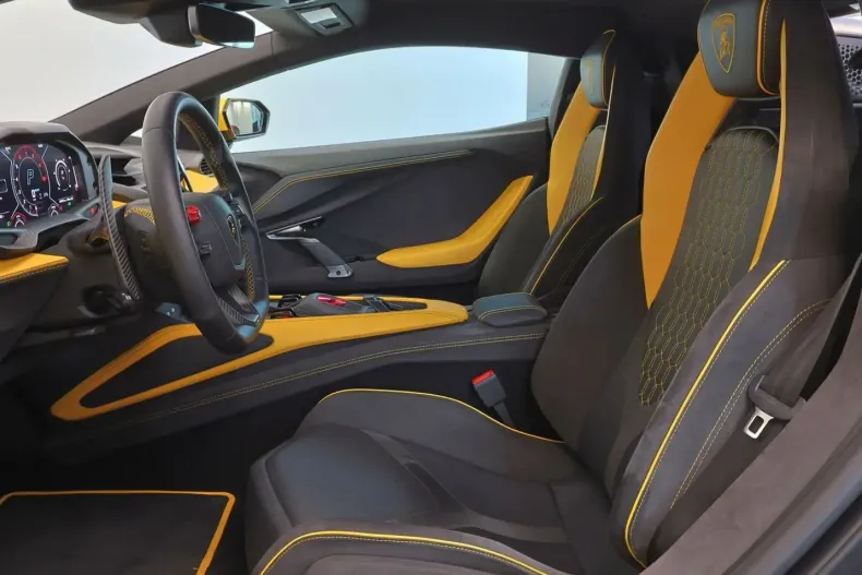 Lamborghini Revuelto din 2024 cu 5.574 km - oferta LAM120011 - foto 15